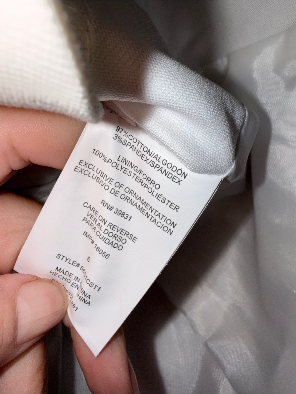 XOXO White Short Sleeve Tailored Button Front Blazer Top - Picture 3 of 7
